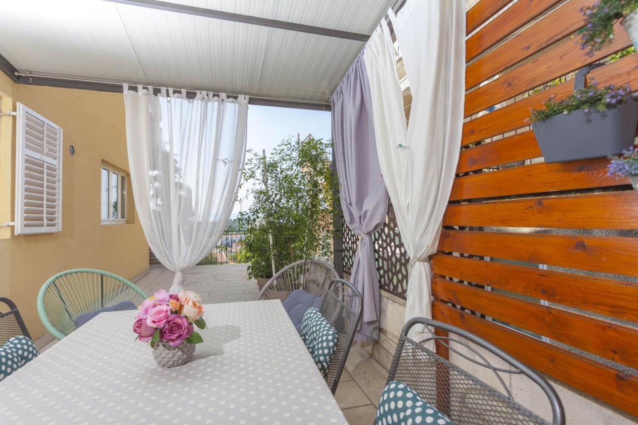 Apartments Maras Makarska Ruang foto